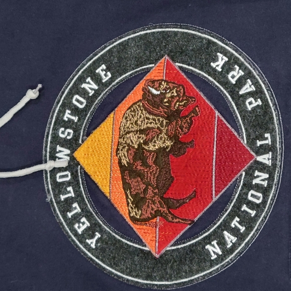 Yellowstone National Park Souvenir hoodie Small Embroidered - Picture 2 of 9